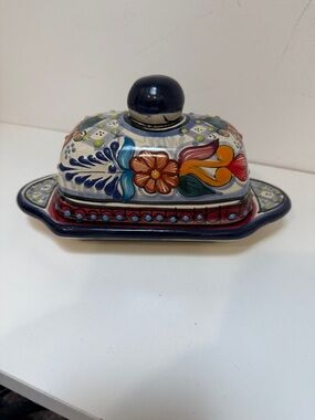 El Farolto Hand-Painted Ceramic Butter Dish with Floral Motif - Multicolor